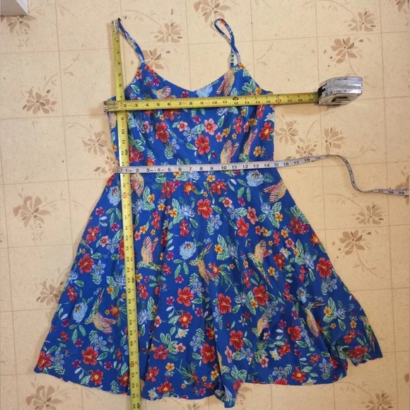 Old Navy Blue Floral Dress - Picture 3 of 5